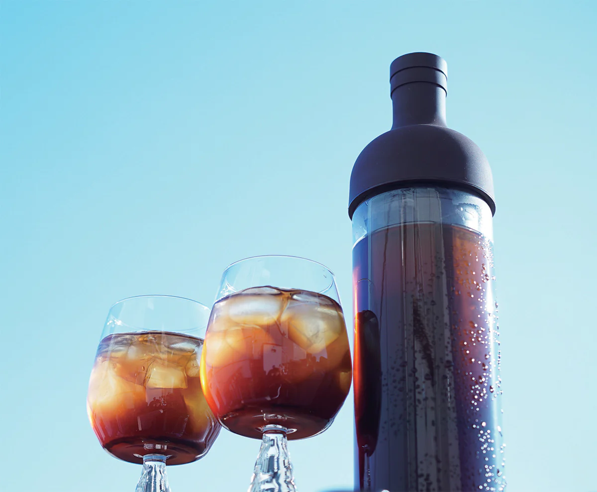 Hario Cold Brew Coffee Filter in Bottle (Black) - Image 2