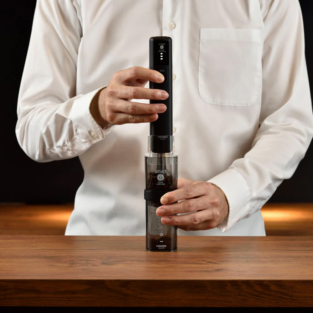 Hario Electro Solo Portable Electric Grinder - Image 2