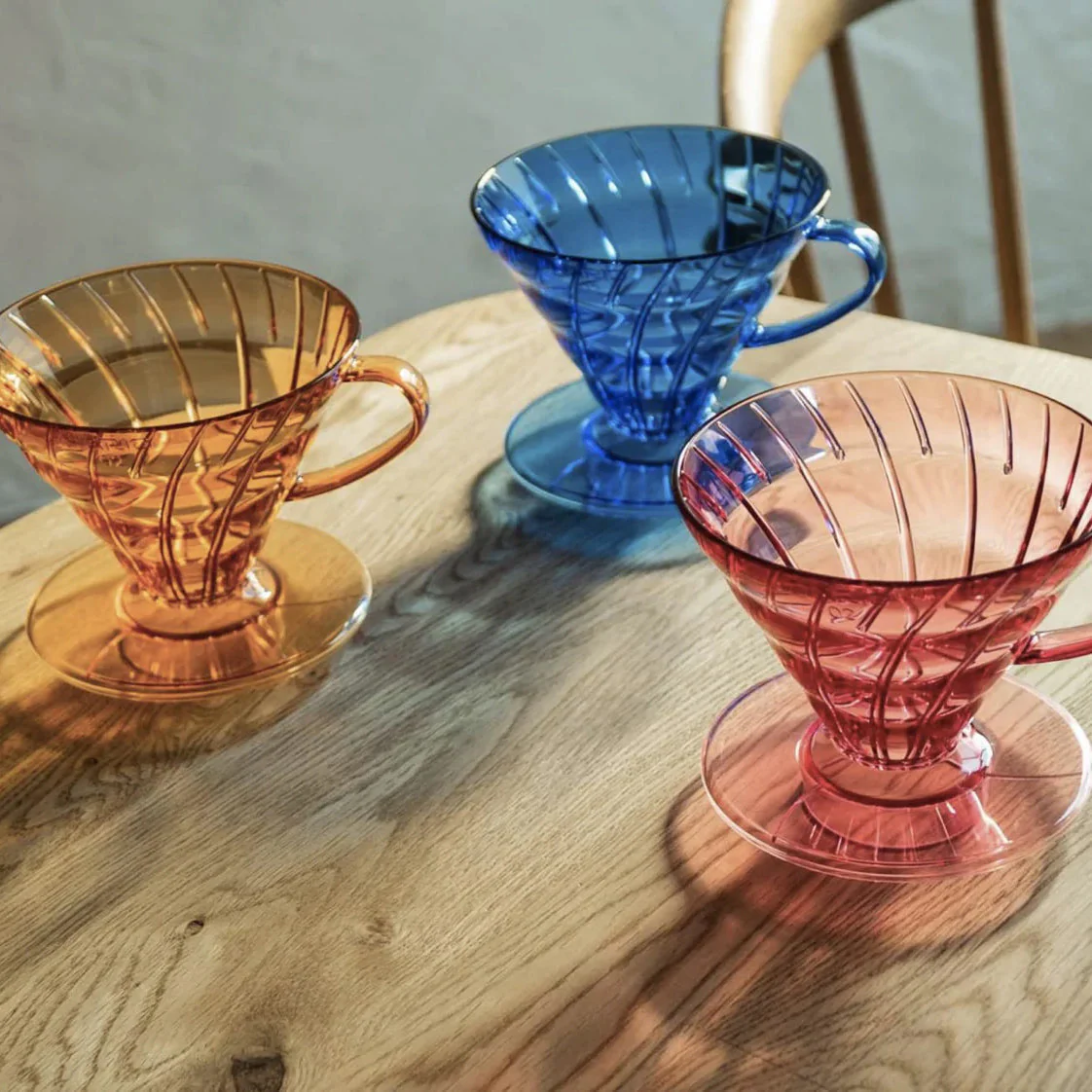Hario Juicee V60 Dripper - Size 02 (Cobalt Blue) - Image 2