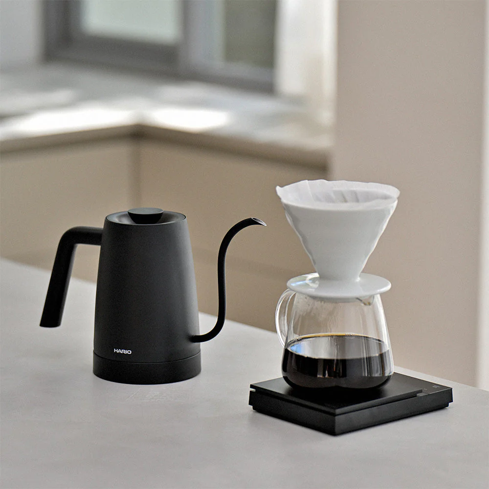 Hario Lyra Electric Coffee Drip Kettle (800ml) - Black - Image 2