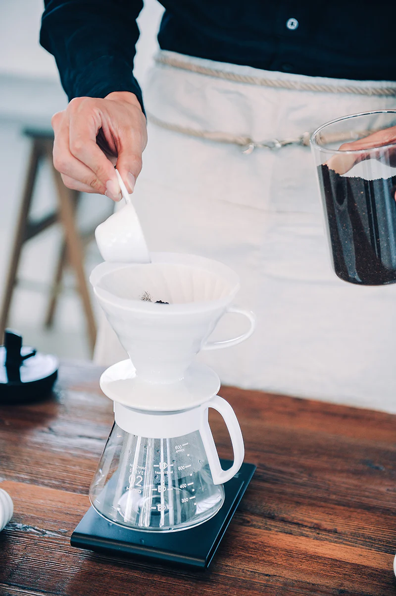 Hario V60 Coffee Dripper Plastic Size 02 (White) - Image 2