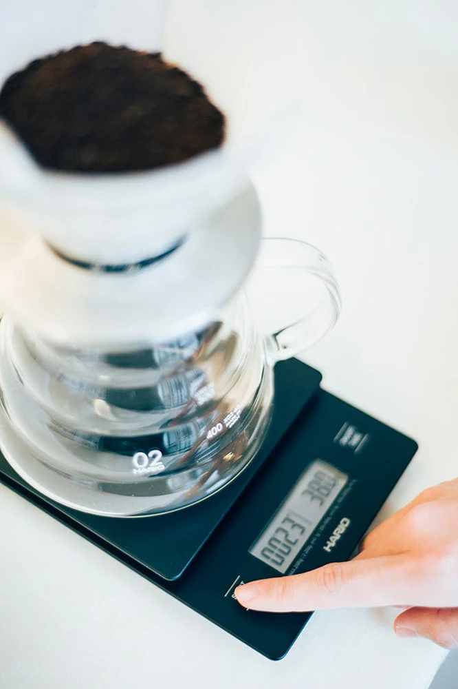 Hario V60 Drip Coffee Scale - Black - Image 3