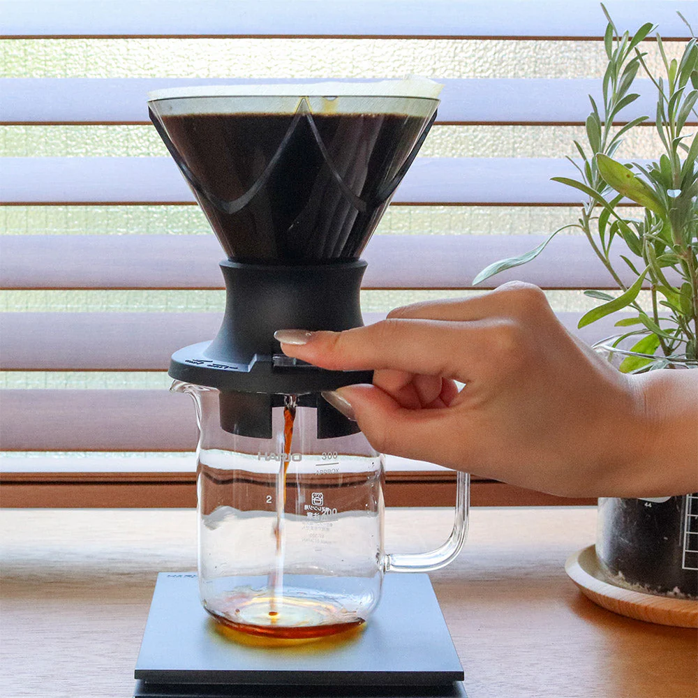 Hario V60 Mugen x Switch Coffee Dripper - Image 5